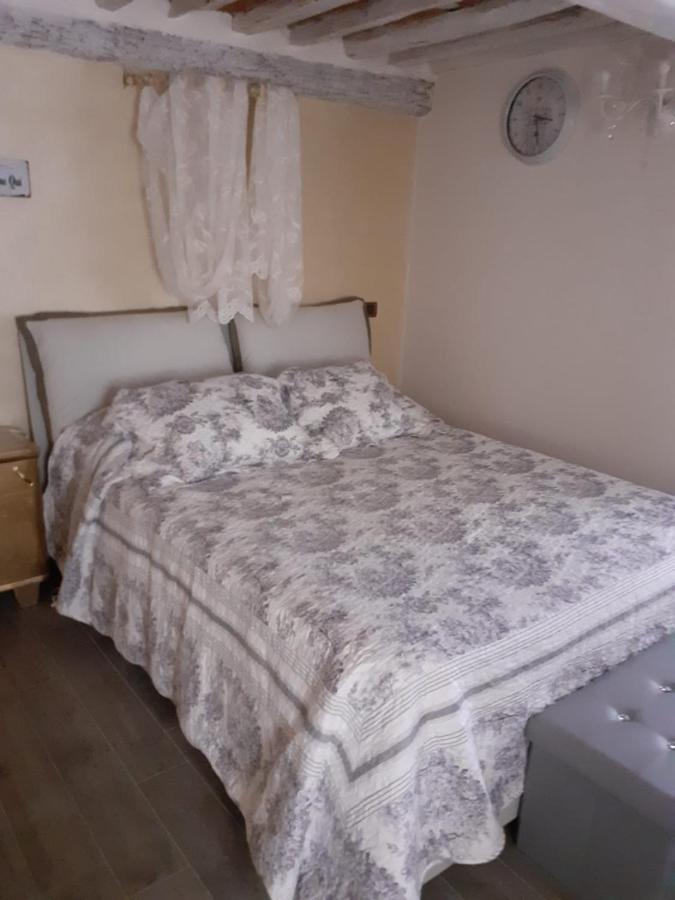 Appartamento Splendido rustico shabby, piscina a richiesta Capannori Esterno foto