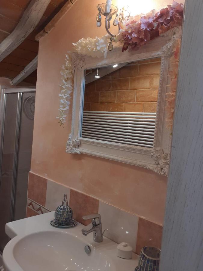 Appartamento Splendido rustico shabby, piscina a richiesta Capannori Esterno foto